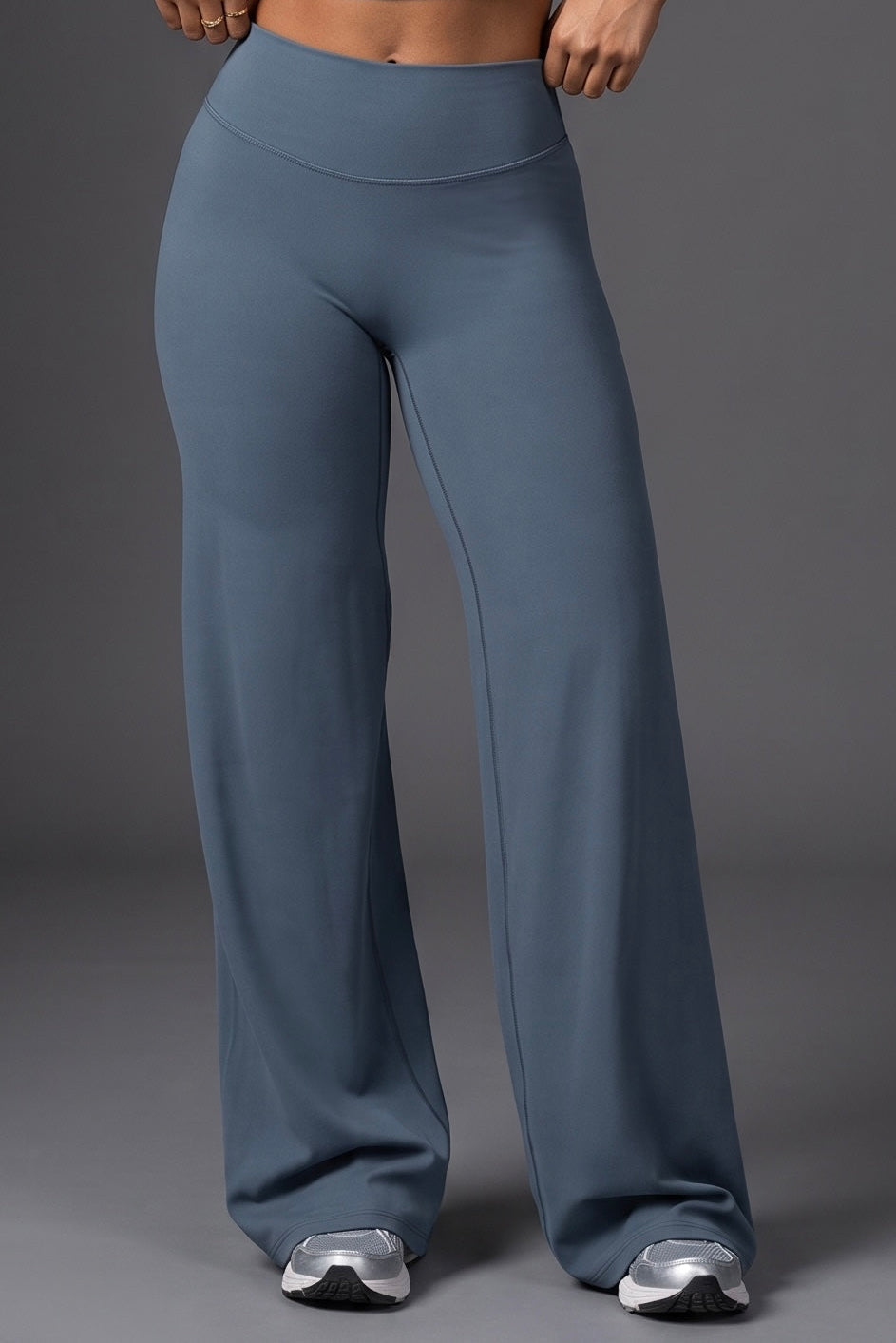 SINPRO Flow Flared Pants
